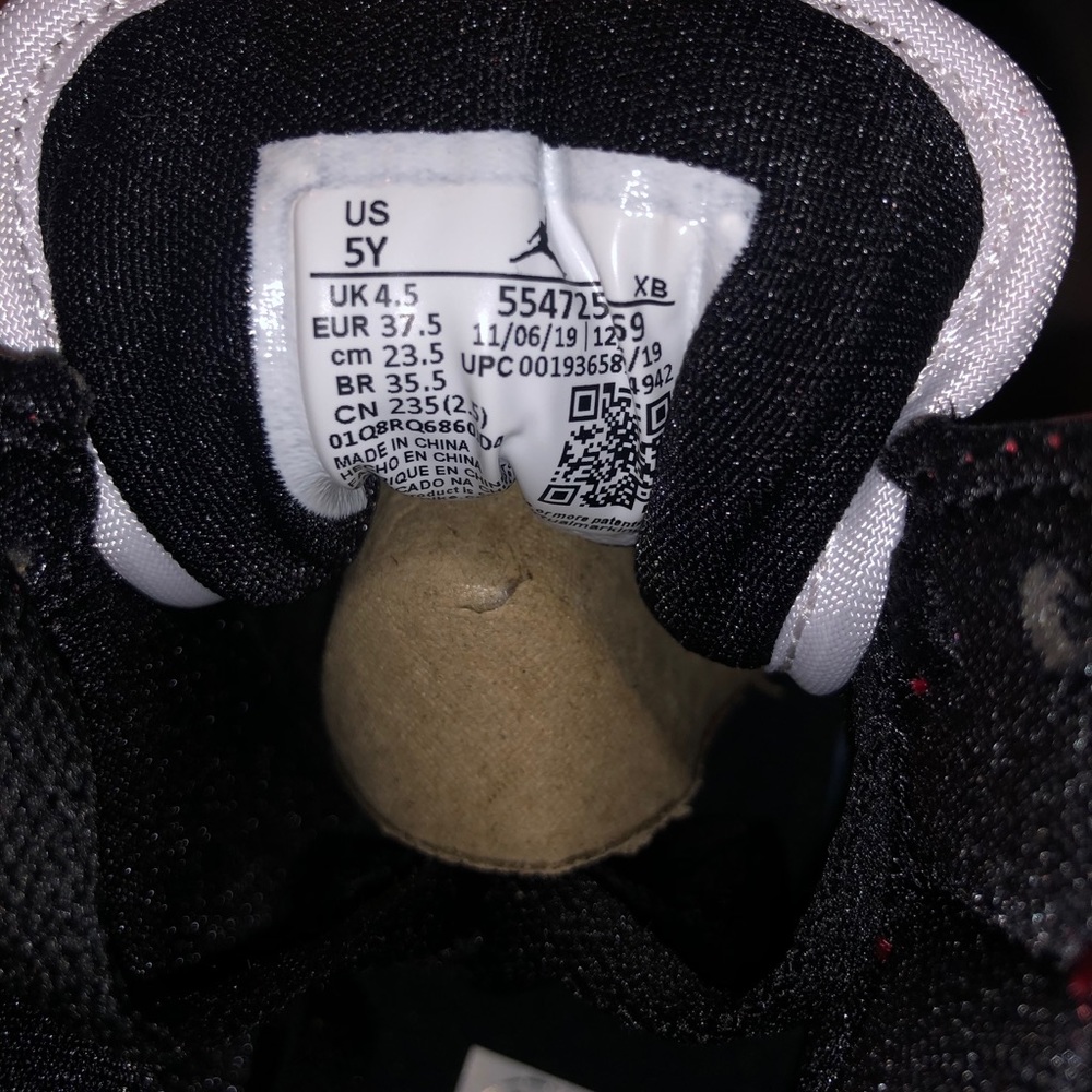 Air Jordan 1 Mid Chicago Black Toe - Picture 8 of 8